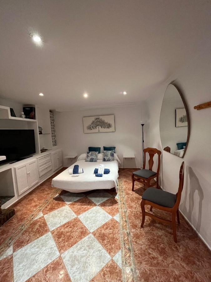 Rosan Apartment Malaga Exterior photo