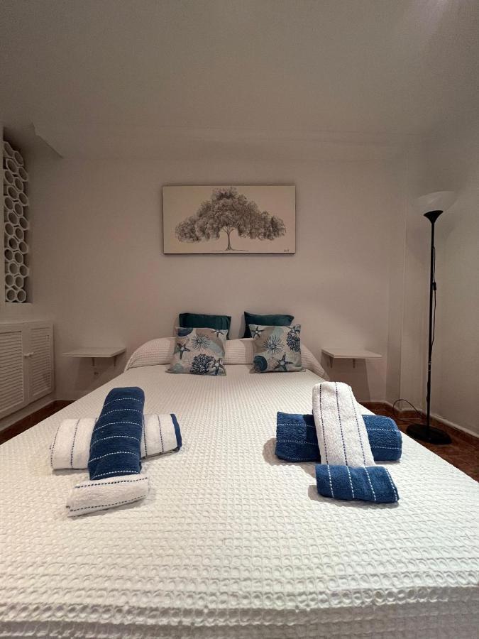 Rosan Apartment Malaga Exterior photo